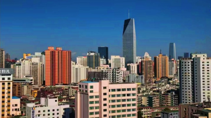 “蘭哈頓”帶火大蘭山，這個打卡攻略請收好！