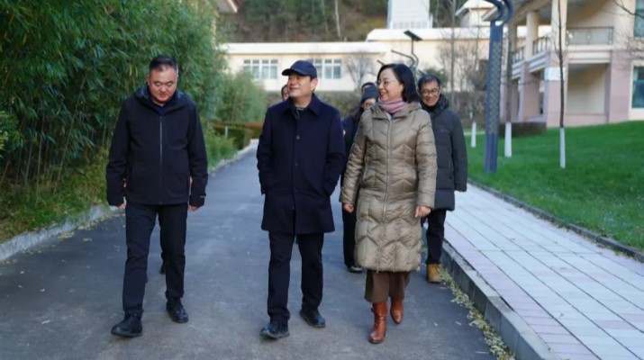 石培文董事長帶隊調(diào)研指導(dǎo)天水和諧園如驛部落冬季運營工作